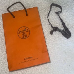 Hermes shopping bag & ribbon